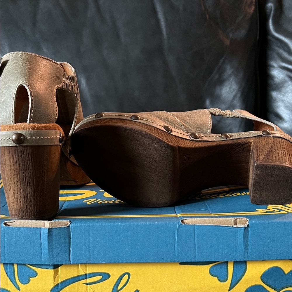 Sbicca Beige Leather Mules with Wooden Heel (Brand New) - Picture 6 of 9